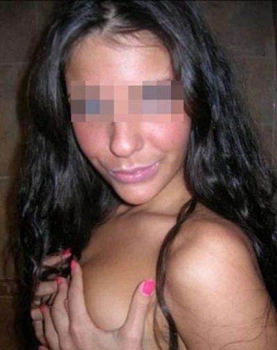 Croqueuse de mecs cherche un mec à Beauvais pour une bonne fellation Croqueuse de mecs cherche un mec à Beauvais pour une bonne fellation