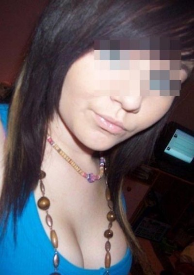 Fille célib appréciant la sodo Fille célib appréciant la sodo