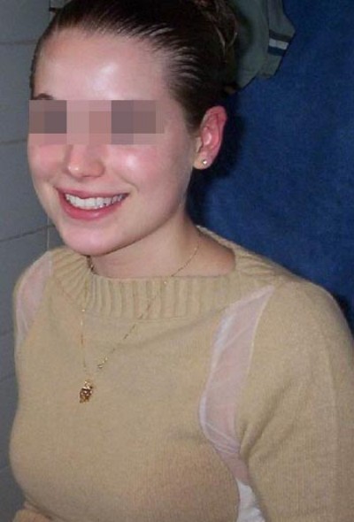 Charmante jeune femme recherche un mec chaud à Mulhouse avec qui baiser Charmante jeune femme recherche un mec chaud à Mulhouse avec qui baiser