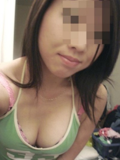 Fille très sexy sur Paris cherche un black musclé Fille très sexy sur Paris cherche un black musclé