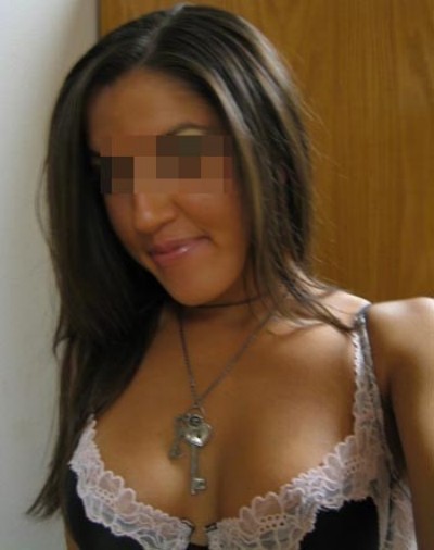 Salope aimerait se trouver un beur sexy à Nice pour une baise hard