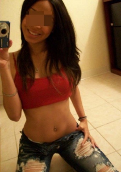 Pompeuse de bite pour une bonne pipe sur Metz Pompeuse de bite pour une bonne pipe sur Metz