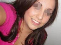 Fille très chaude qui voudrait une grosse bite à pomper sur Nantes