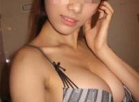 Grosse vicieuse veut une énorme bite à pomper sur Paris